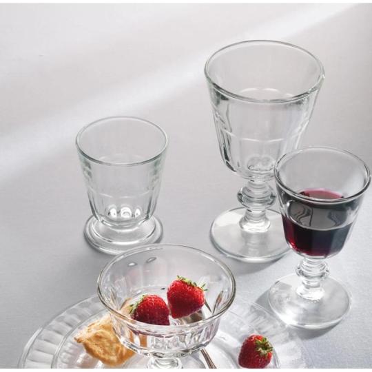 pohar na cervene vino klasicky elegantnysky provensalsky francuzsky kristal sklo pohare s nozickou jedinecny jedalensky servis slavnostne prestieranie vianocny velkonocny obchod s nabytkom dostupne ihnedj slavnostne prestieranie.jpg